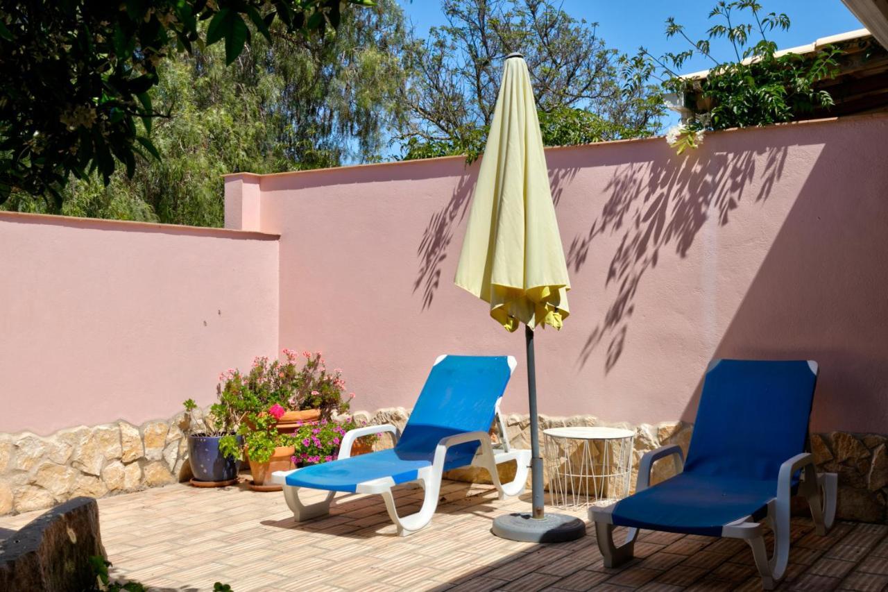 Quinta Aida Cottage And B&B Suites Lagoa  Bagian luar foto